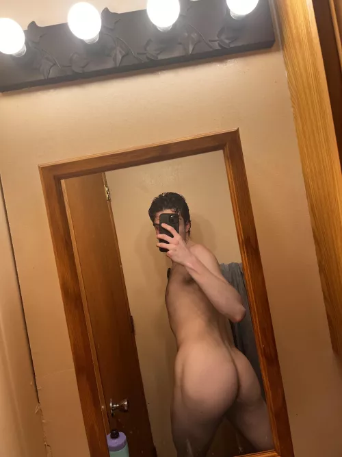 Idk if it’s cute but it’s pretty bubbly 🫧 by Brrreddit01