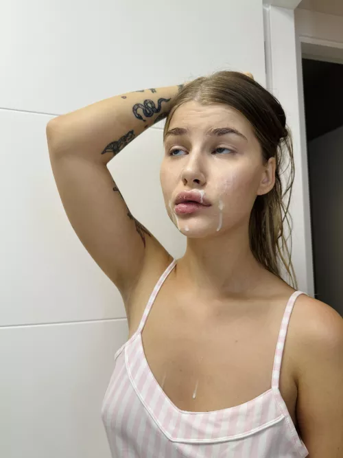 It turns me on so much when they come on my face by Heavilystill85