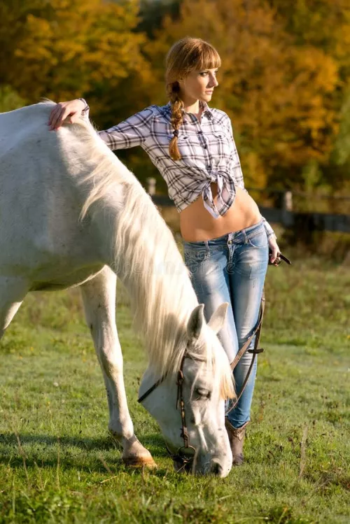 Love the lowrise jeans by silveragecollector