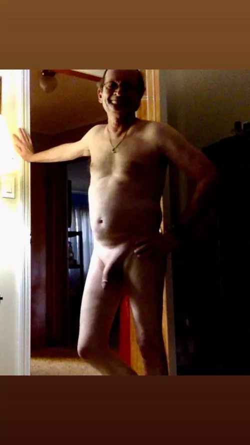 (M) Rate 67 year old me. by Oldmanfun