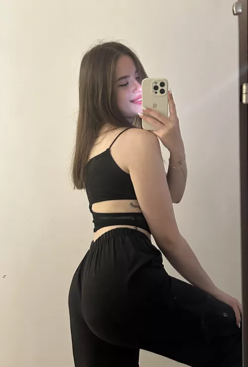 the gym is good for me by Yummy_Strawberry_535