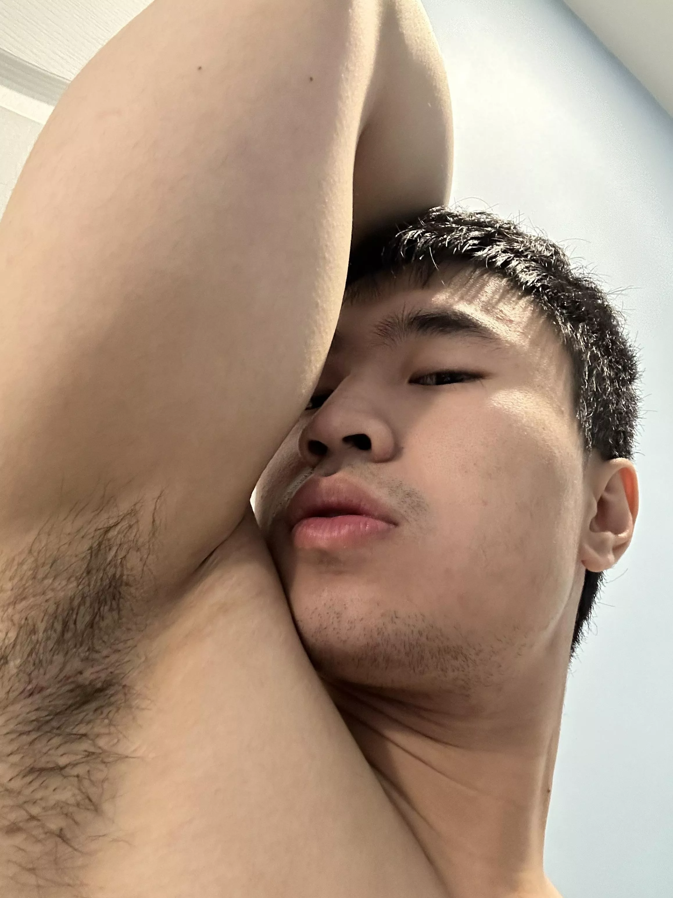 They smell gooddd after the gym 🤭 posted by Hi314159