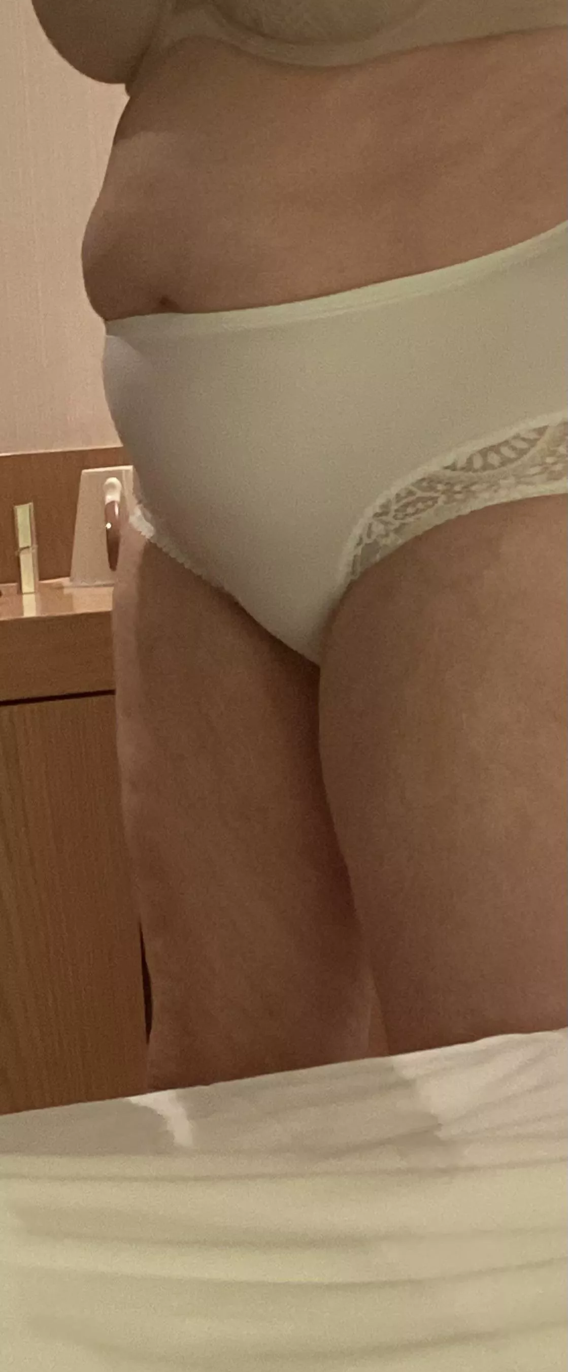 Who likes big fat belly’s in granny panties posted by Oldermale4u