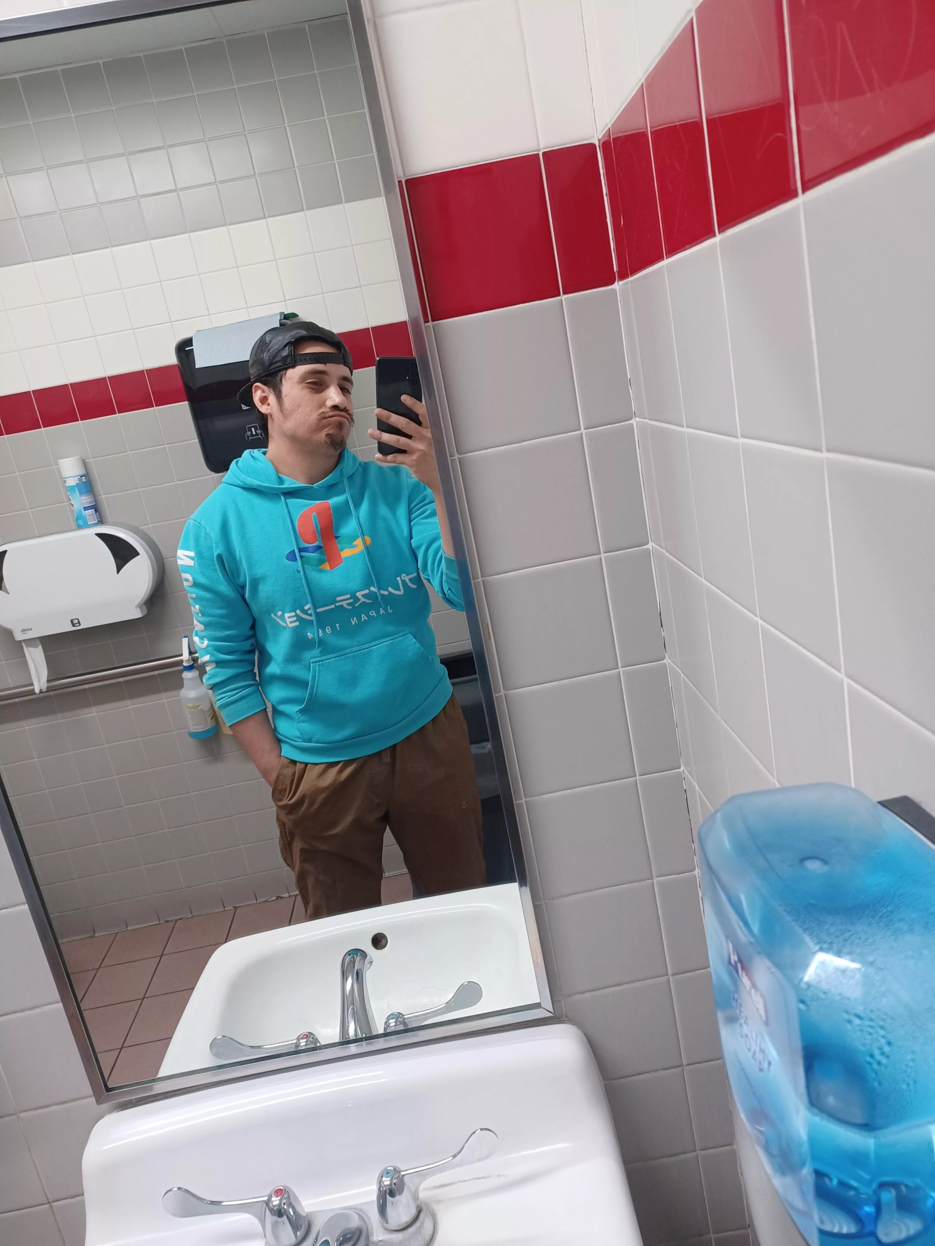 Work Bored -_- Want to chat? 30m 5'10