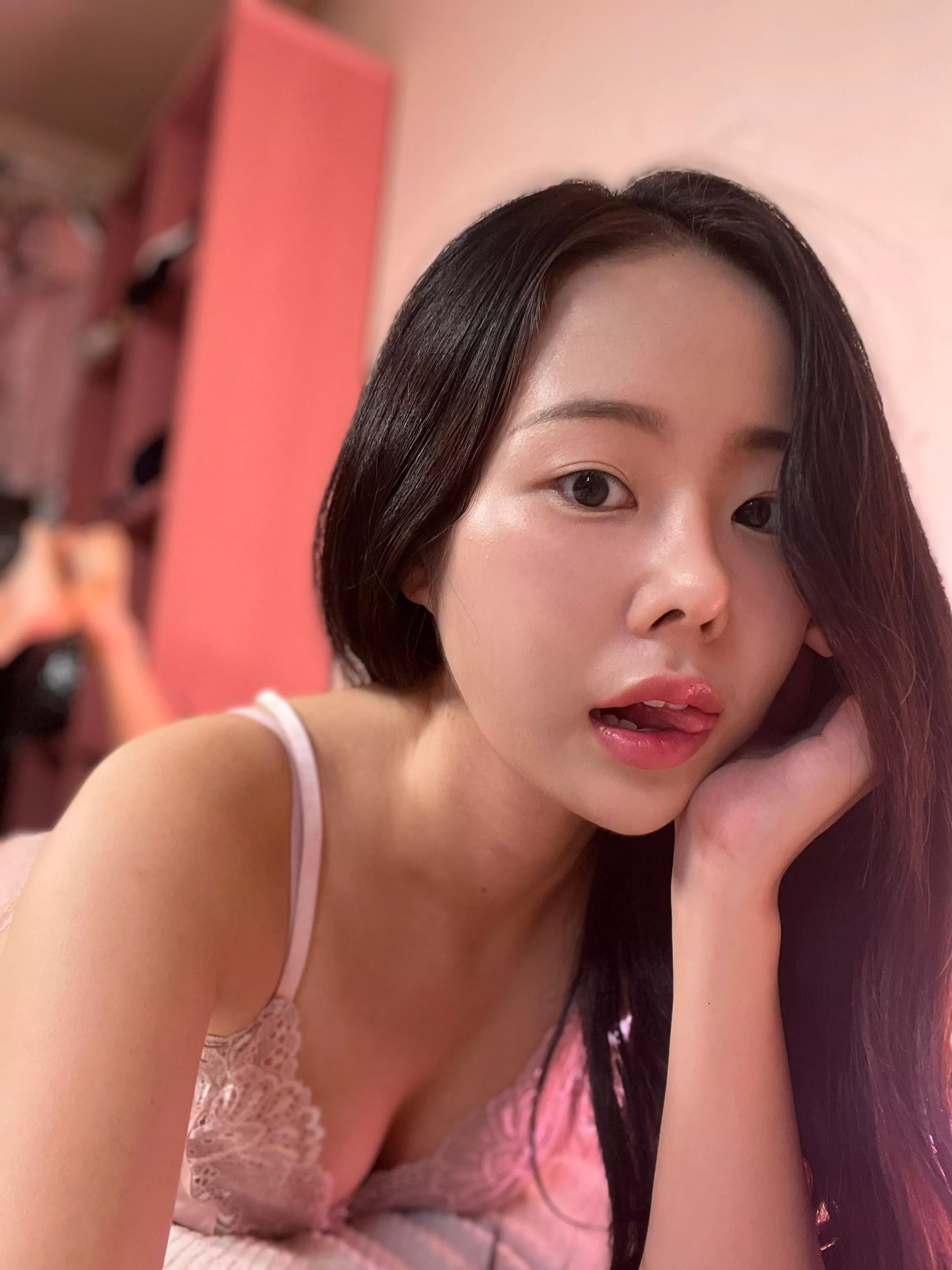 Would you come watch a movie with me if I lived next door posted by Amelie_QA