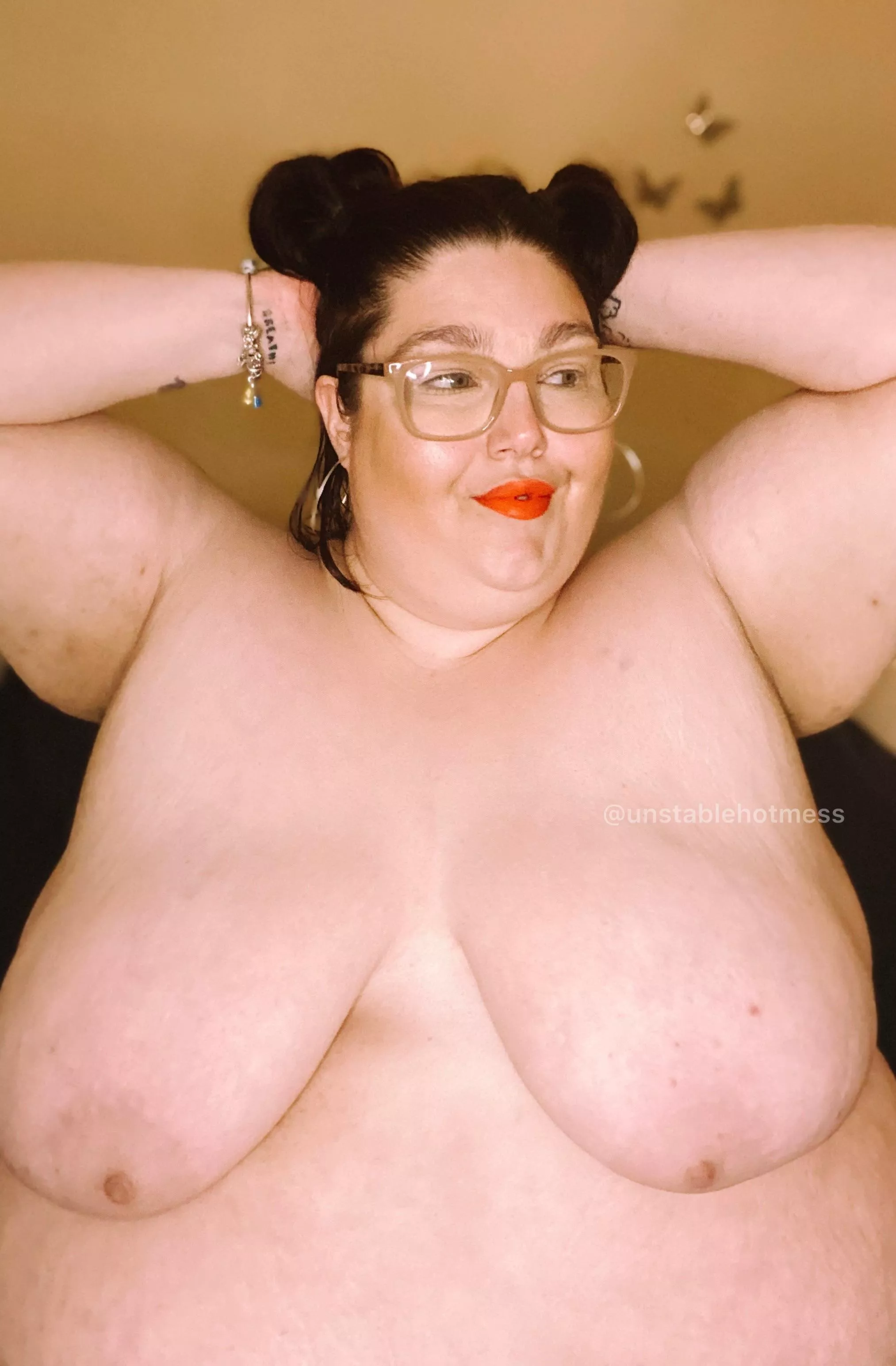 Would you date me? posted by unstablehotmess