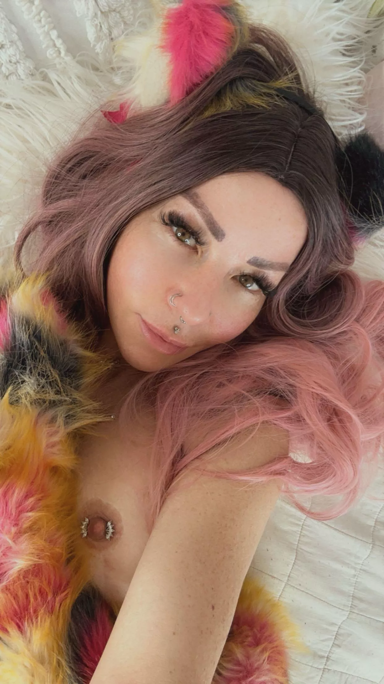 41yo Milf, but I’ll never be too old to play dress up posted by heylilkitty