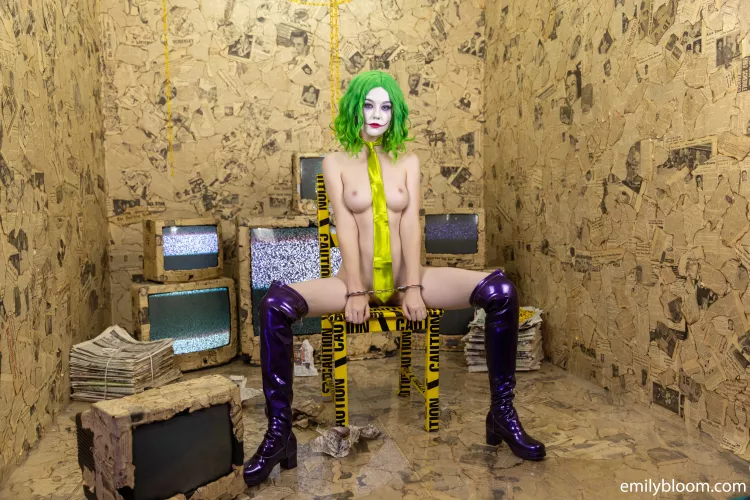 Almost Halloween by jetpoweredbee