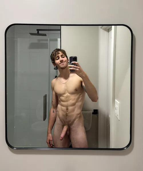 Any bros wanna get on their knees for me? (22) by Winter-Ask4543