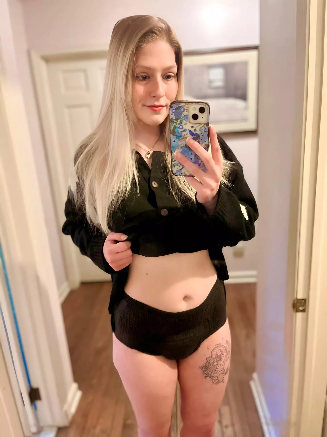 Au naturel moi 🤍 posted by Marzsia