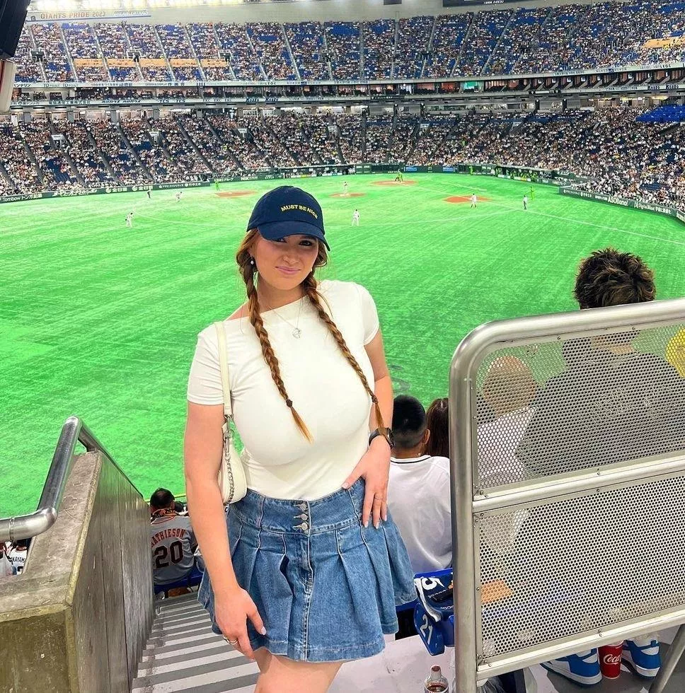 Baseball posted by thisbitchathrowaway