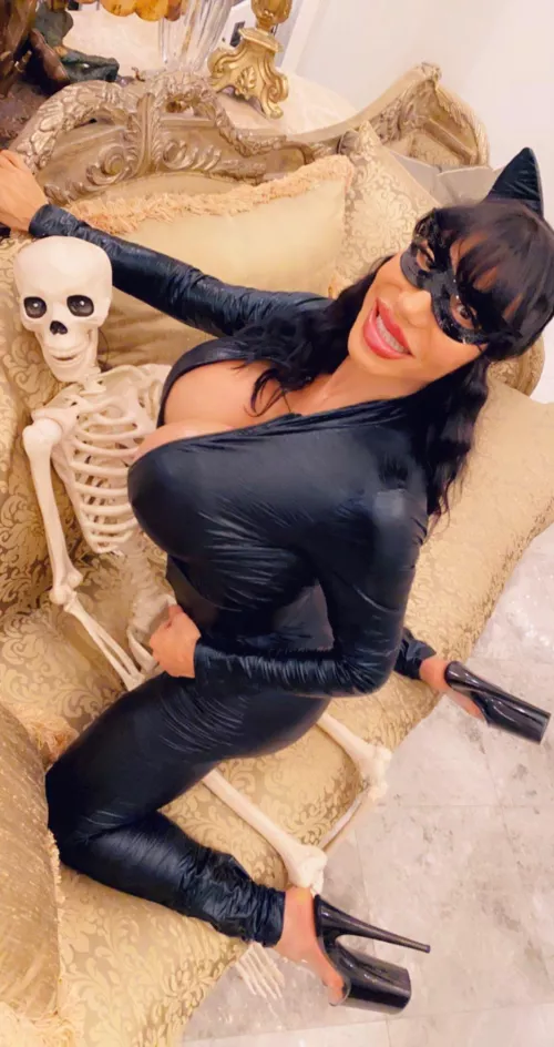 Bust all over her face in that sexy mask! by Fancy-Draw-5664