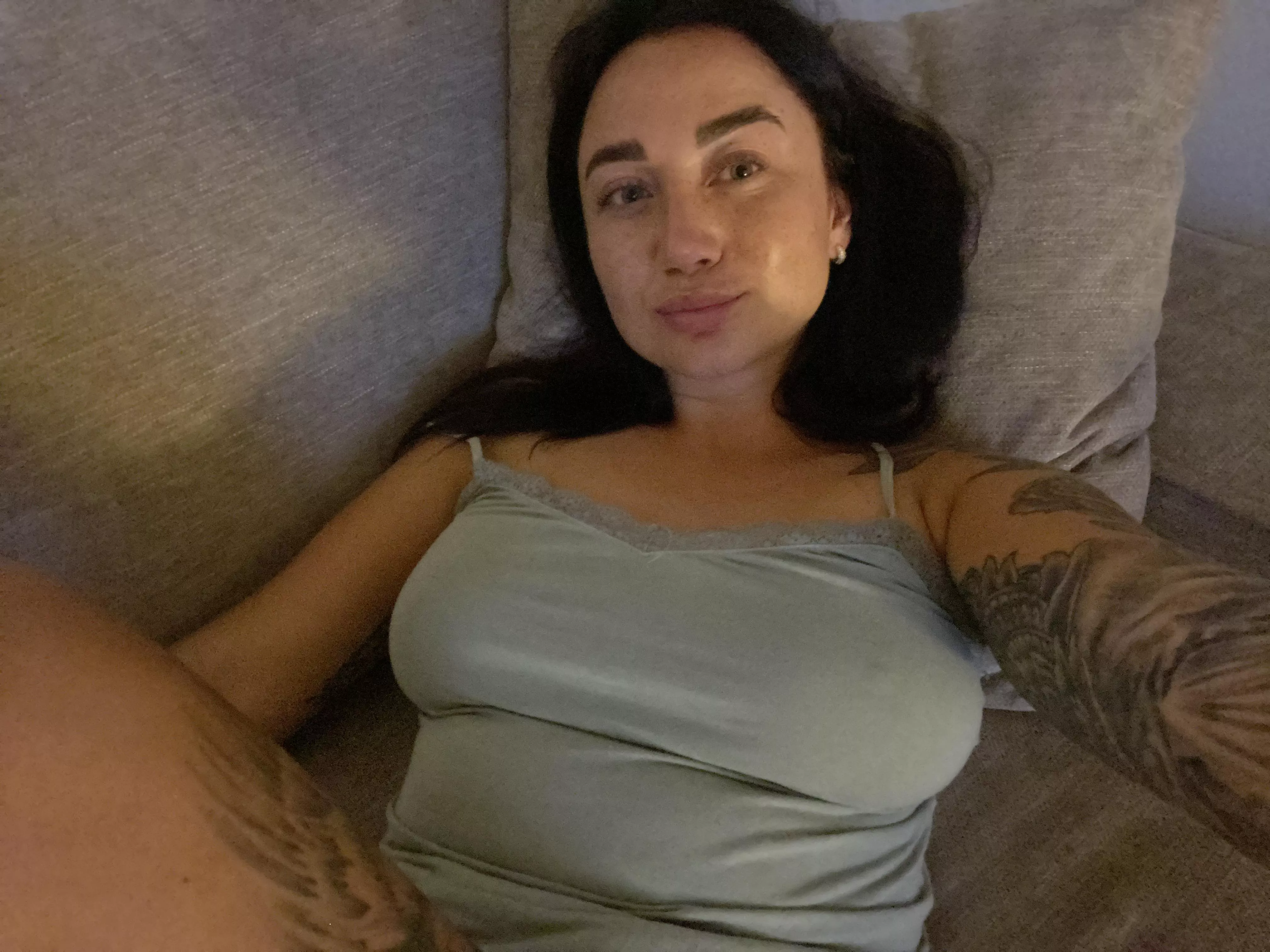 Can i be your 19 yo girlfriend from sweden? posted by ollyelche