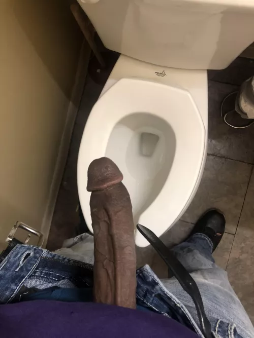 Come to the bathroom with me real quick 😏😏 by OfficerZachery