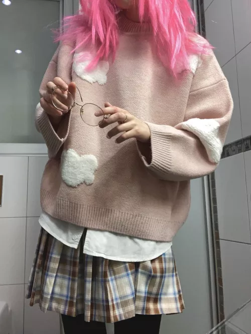 comfy fall outfit by Holiday-Release-8548