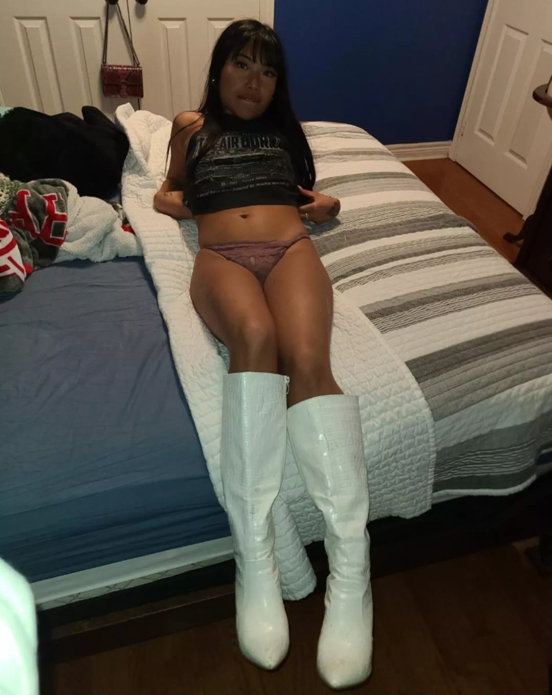 do i look like a tiny little filipina fucktoy ? posted by asiandolldesires