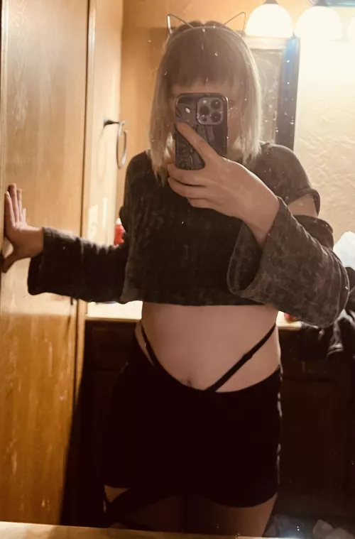 (F) meow 🥰 by WildMeerkatt