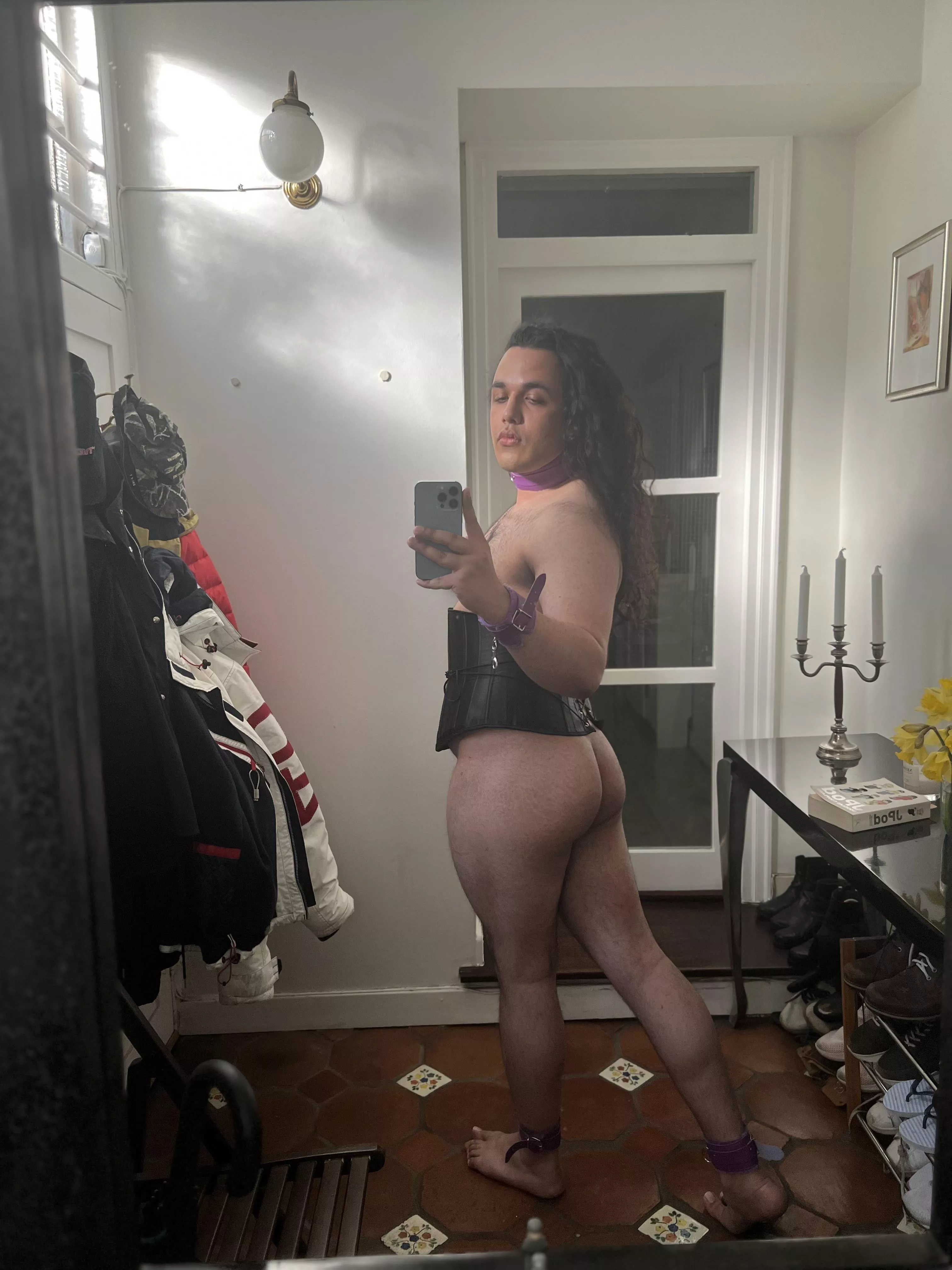 Feeling tipsy and needy, pls compliment (or degrade) me posted by Rhodii98