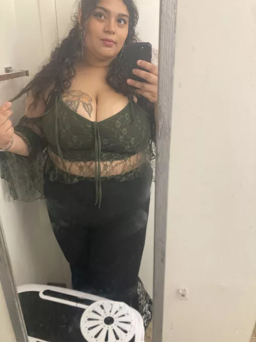 Got dressed up yesterday by Naeluv1908