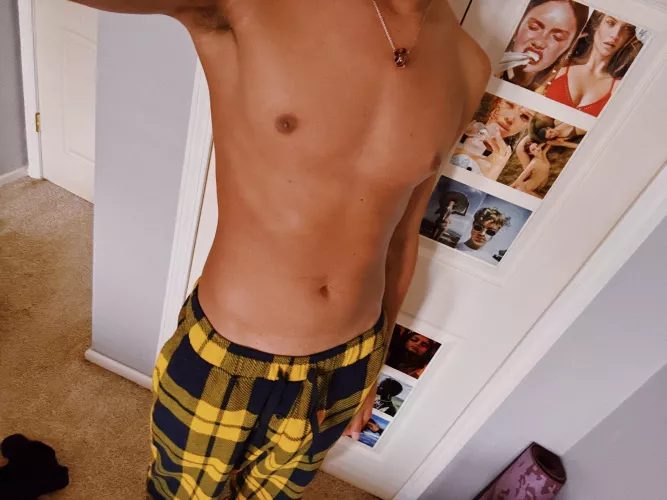 Hey 🧸 by str8servicerr