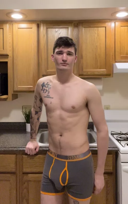 Hi boys :) by lowoodr