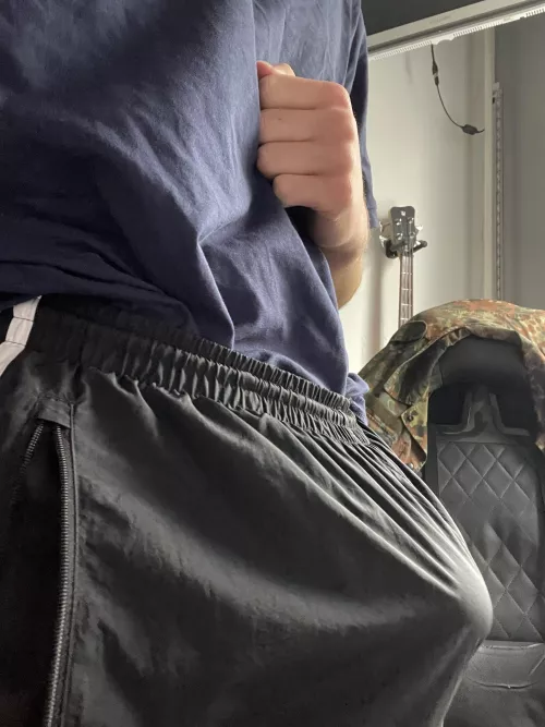 I don’t know why everyone stared today at school? M18 by Bleaching_vikingbwc