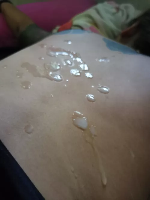 It' a rainy e[f]fibre day, let it rain on me babyboii by onelostscorpion