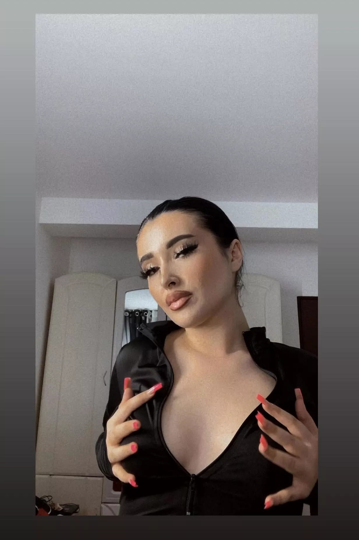 Let's get to know each other more intimately posted by Sammybaby2557