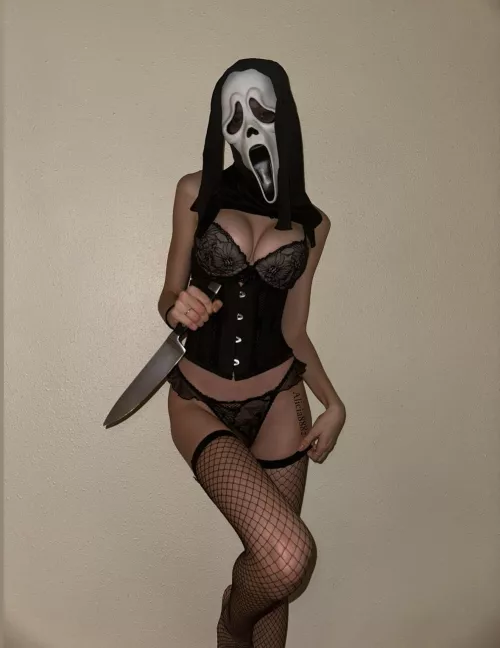 make me scream by Alicia8882