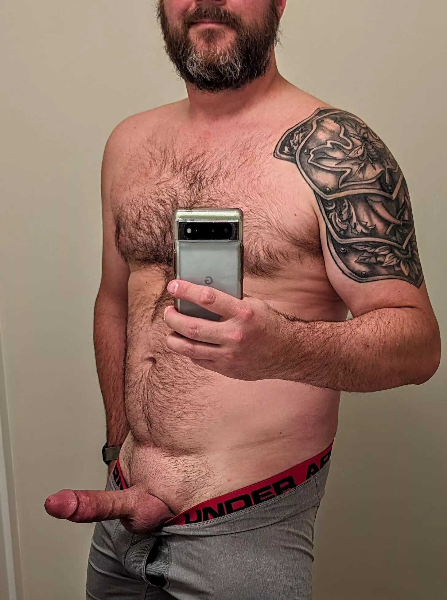 Moving just means new mirrors for taking nudes. posted by justkillingtime1348