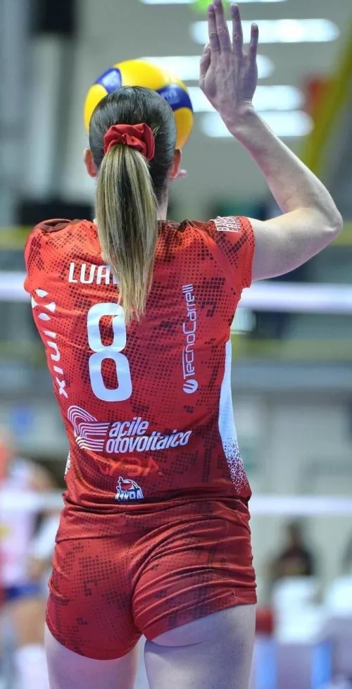 Ready to serve by pmmeyournudes247