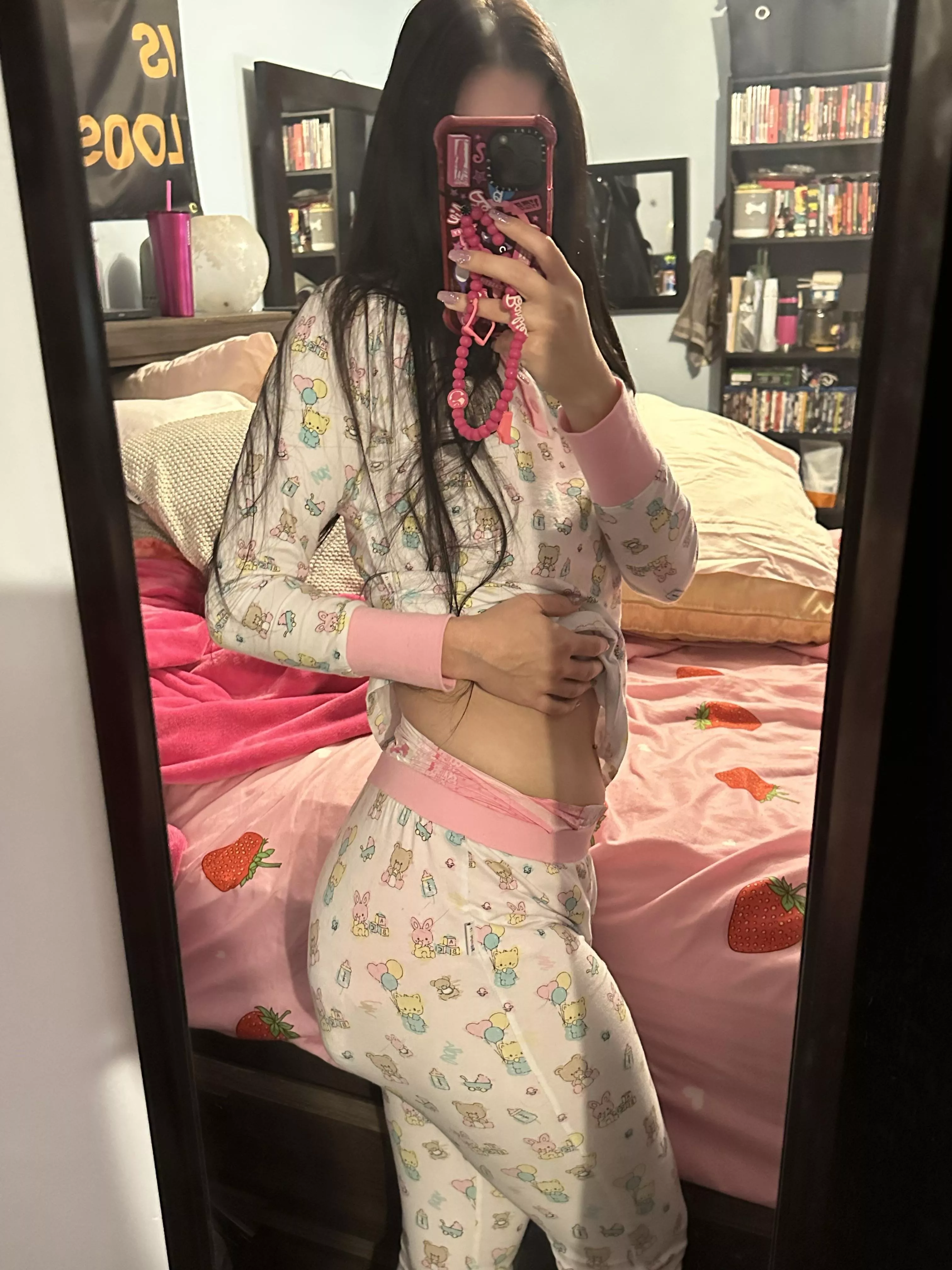 Saturdays are for snuggling 😴 posted by SoggyStrawberryy