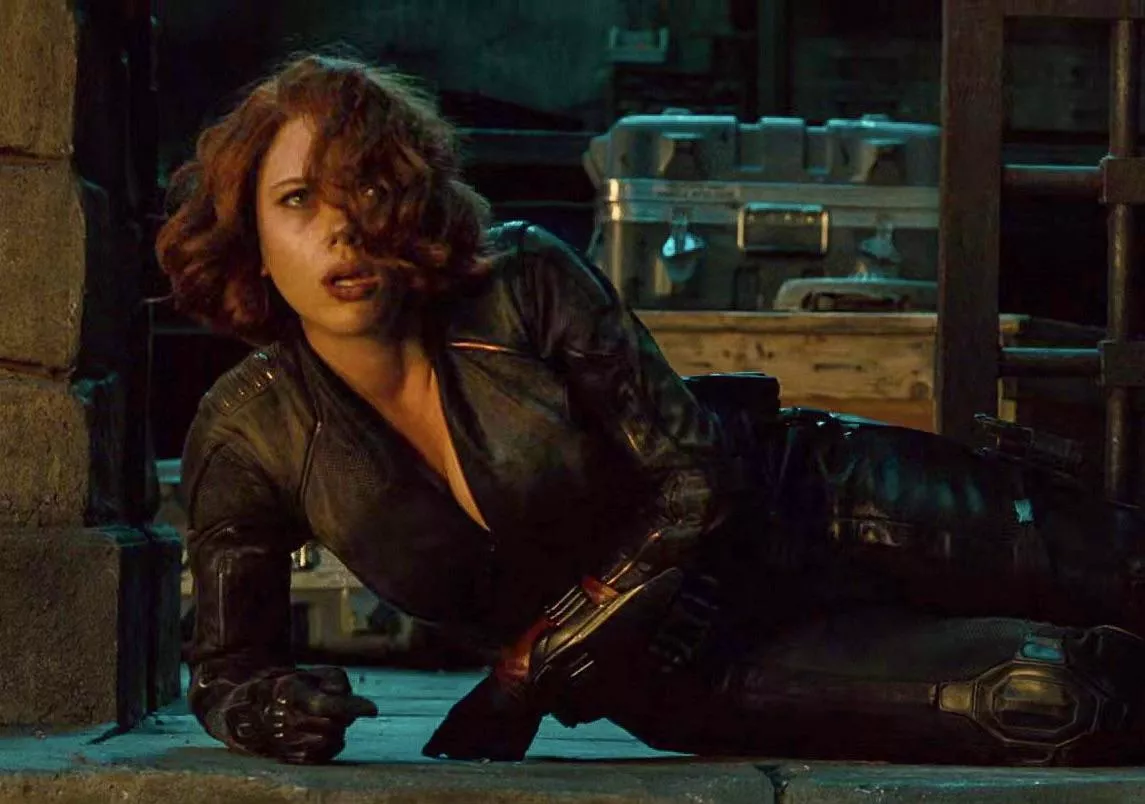 Scarlett Johansson posted by hornycelebaddict