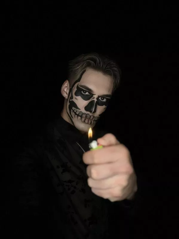 Trying out my halloween costume, hope you like it posted by IlaMark87