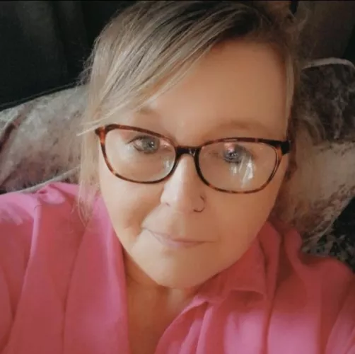 Who won’t to cum on my glasses by Local_Community_7119