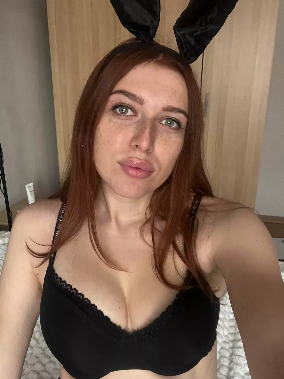 Would you take me on a date to see all my freckles? posted by bustlingMelon72