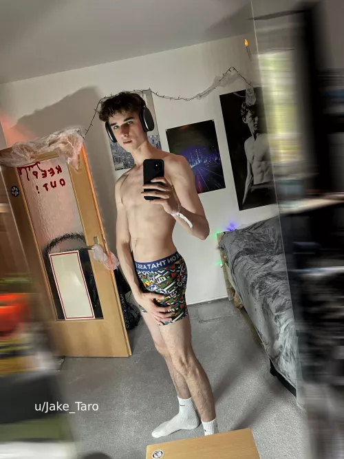 (20) they are soo tight, just perfect 😁 by Jake_Taro