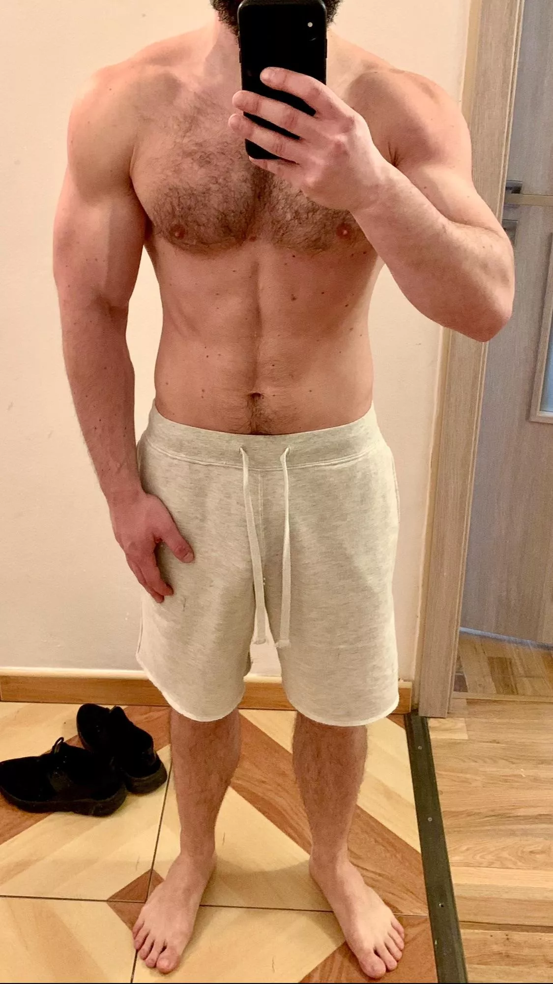 (35) Would I pass as a Wolverine for Halloween? (5’6”) posted by inc0mpl_te