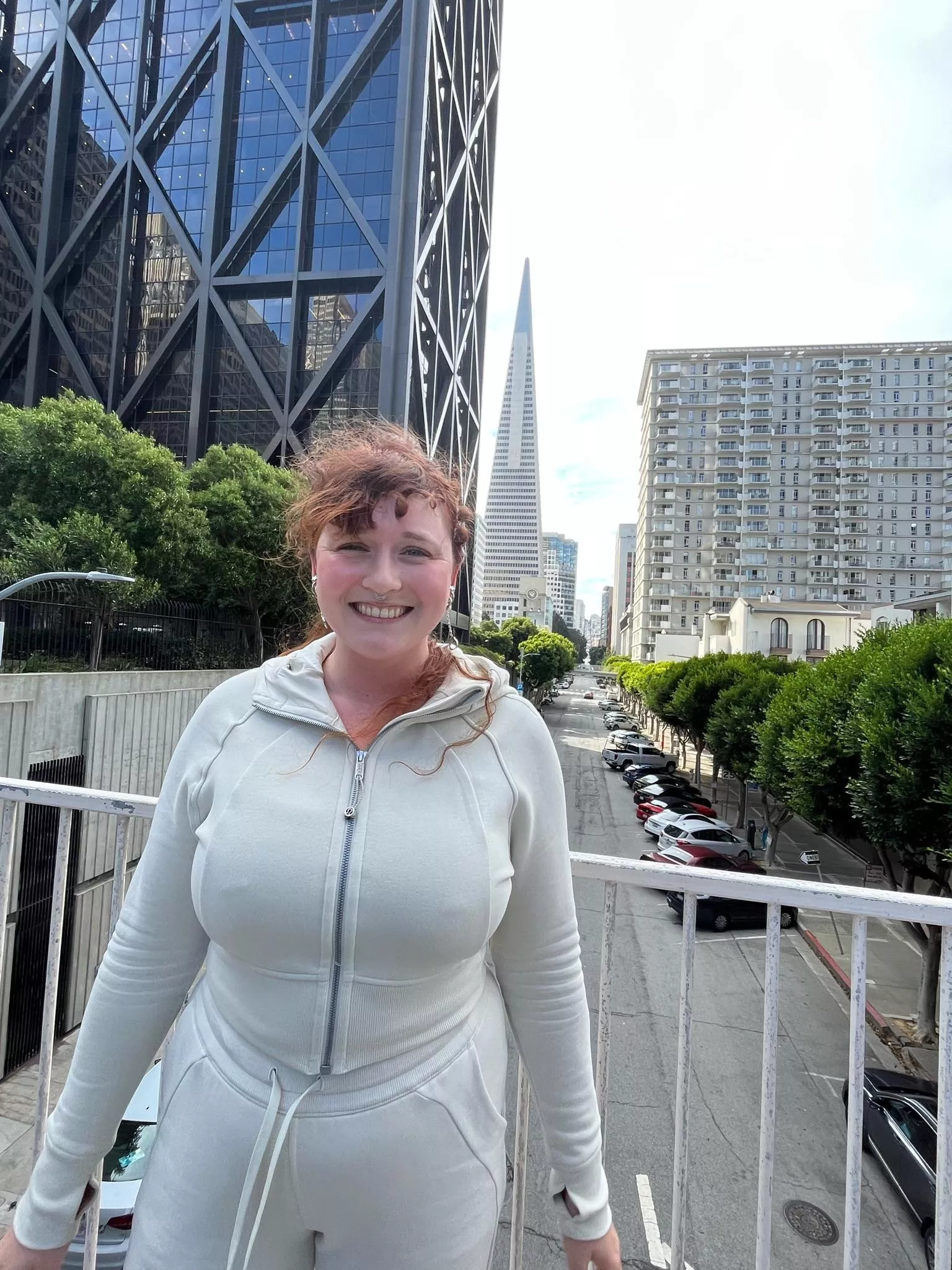 Bra-free in San Francisco posted by Cosmonaughtie_