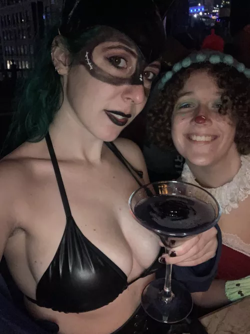 Cocktail and a bikini by sirenskiss3