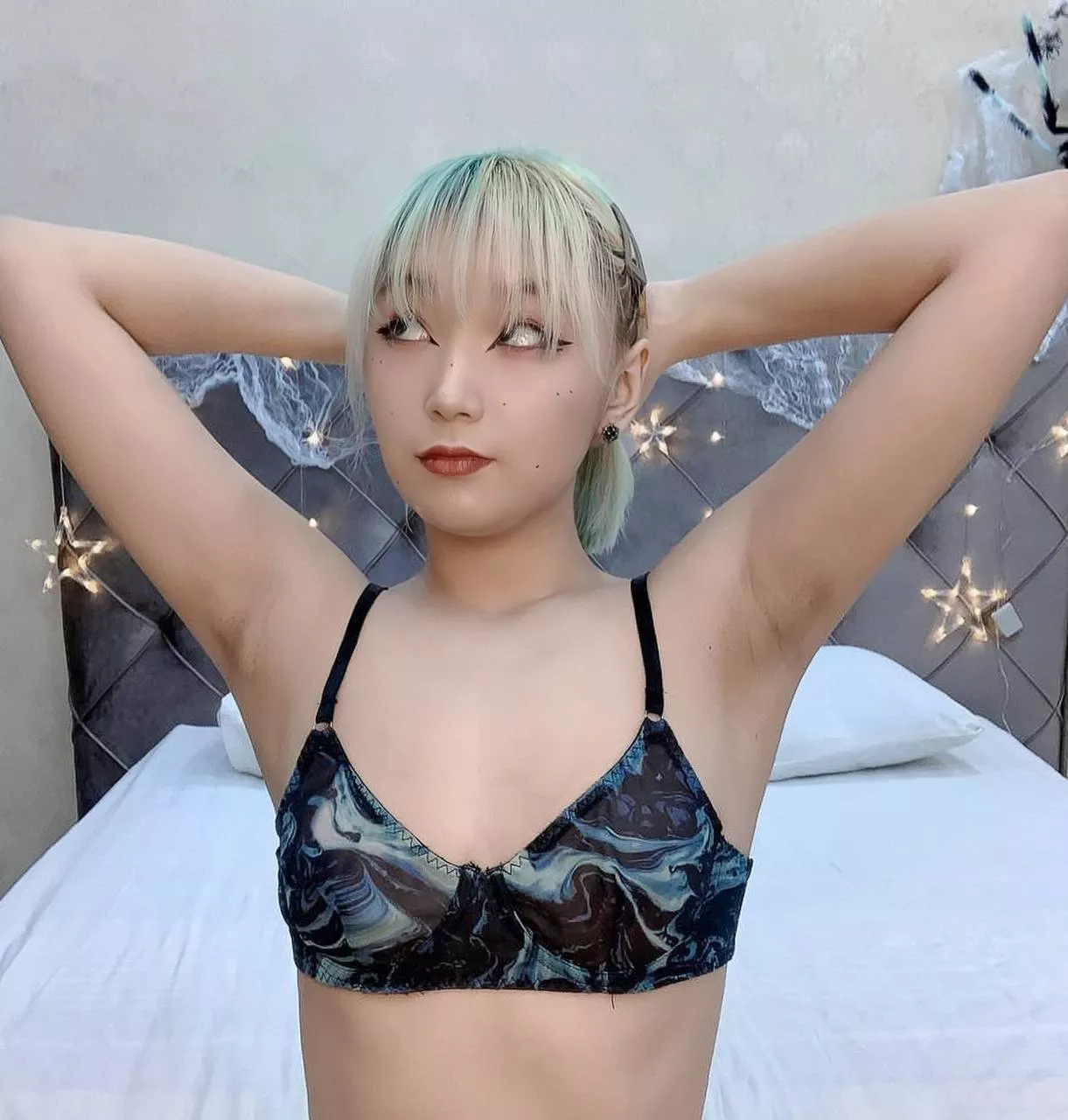 cum on my armpits daddy posted by Waste-Cup9907