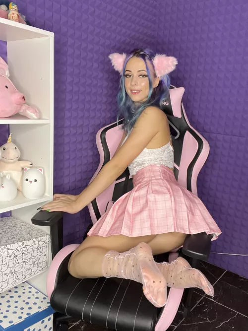 Cute cat girl by CharmingMistress