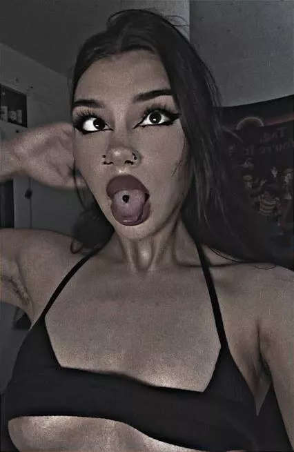 do you like tattoos ;) posted by Lilbabybatsyboo