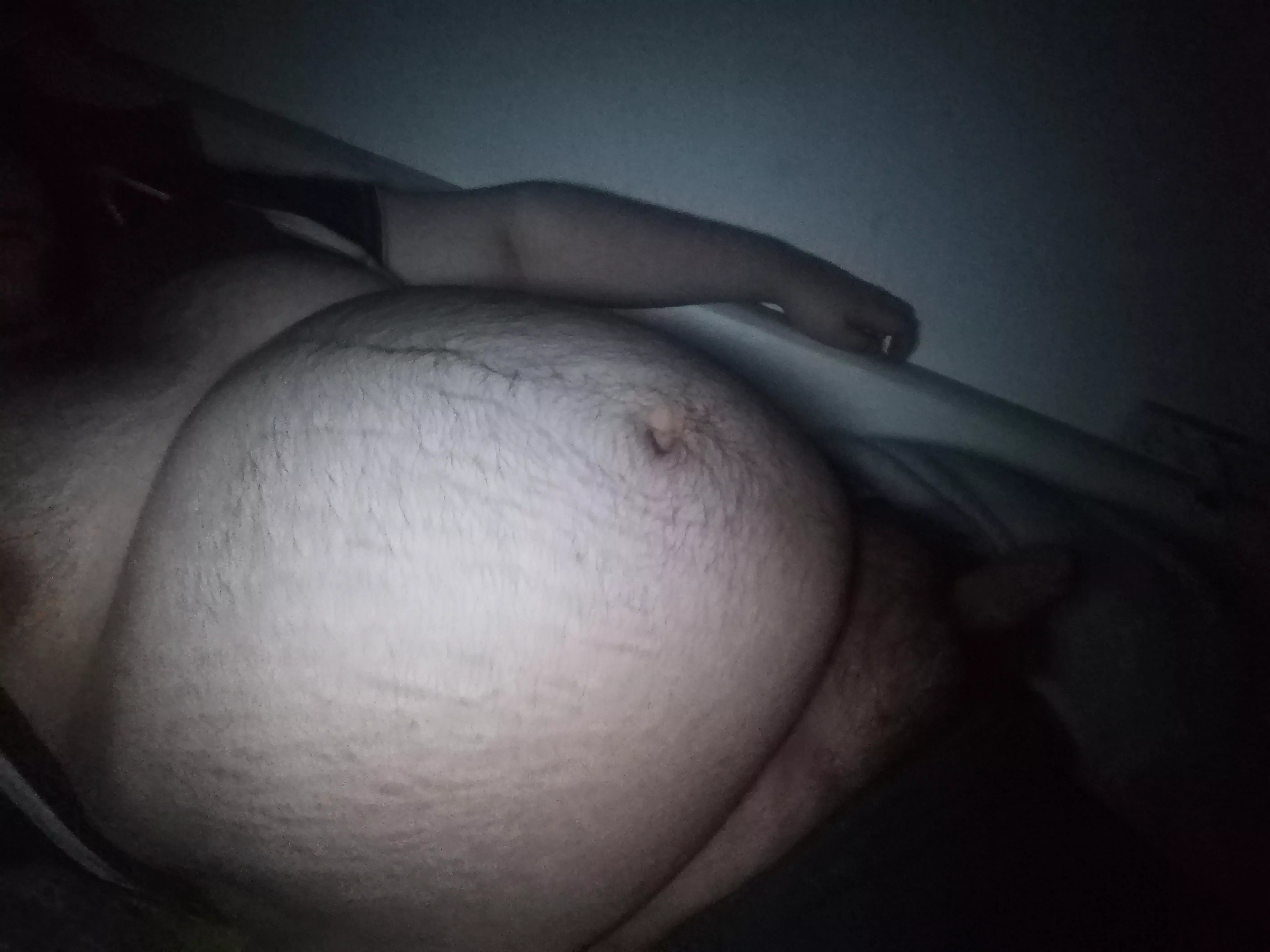 Food went well.. Now being stuffed and horny 🥴 posted by growing_thiccy