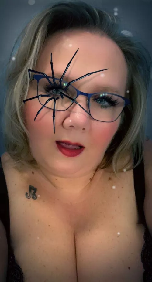 Happy Halloween! by PiratePaulie77