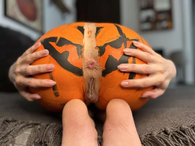 Happy Halloween everyone, enjoy! by Stayin_Negative