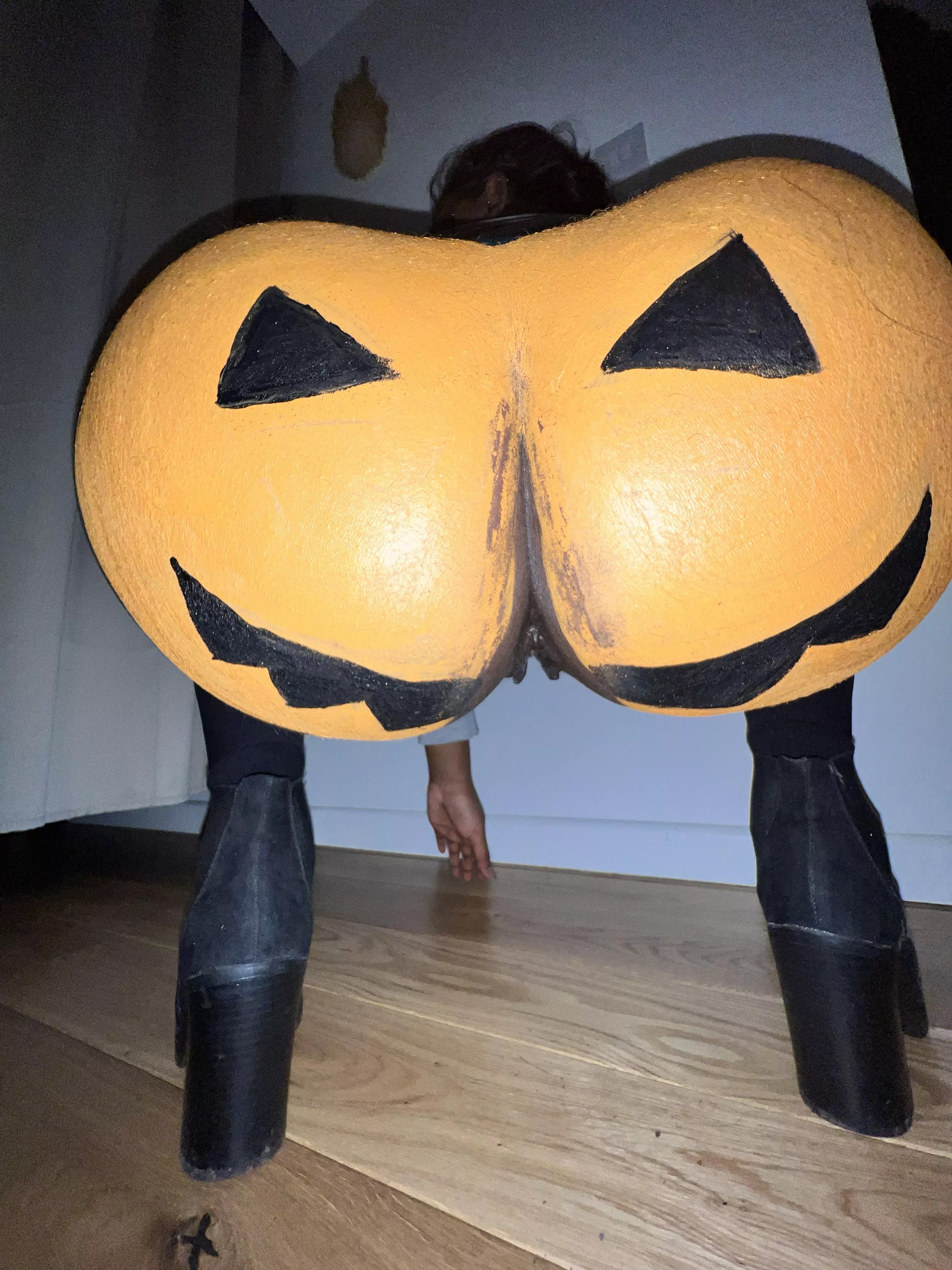 Happy Halloween (f) posted by CreamyBrownGirl