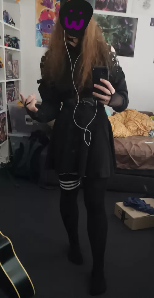 Has anyone watched the Fnaf movie? by purplu_o_o