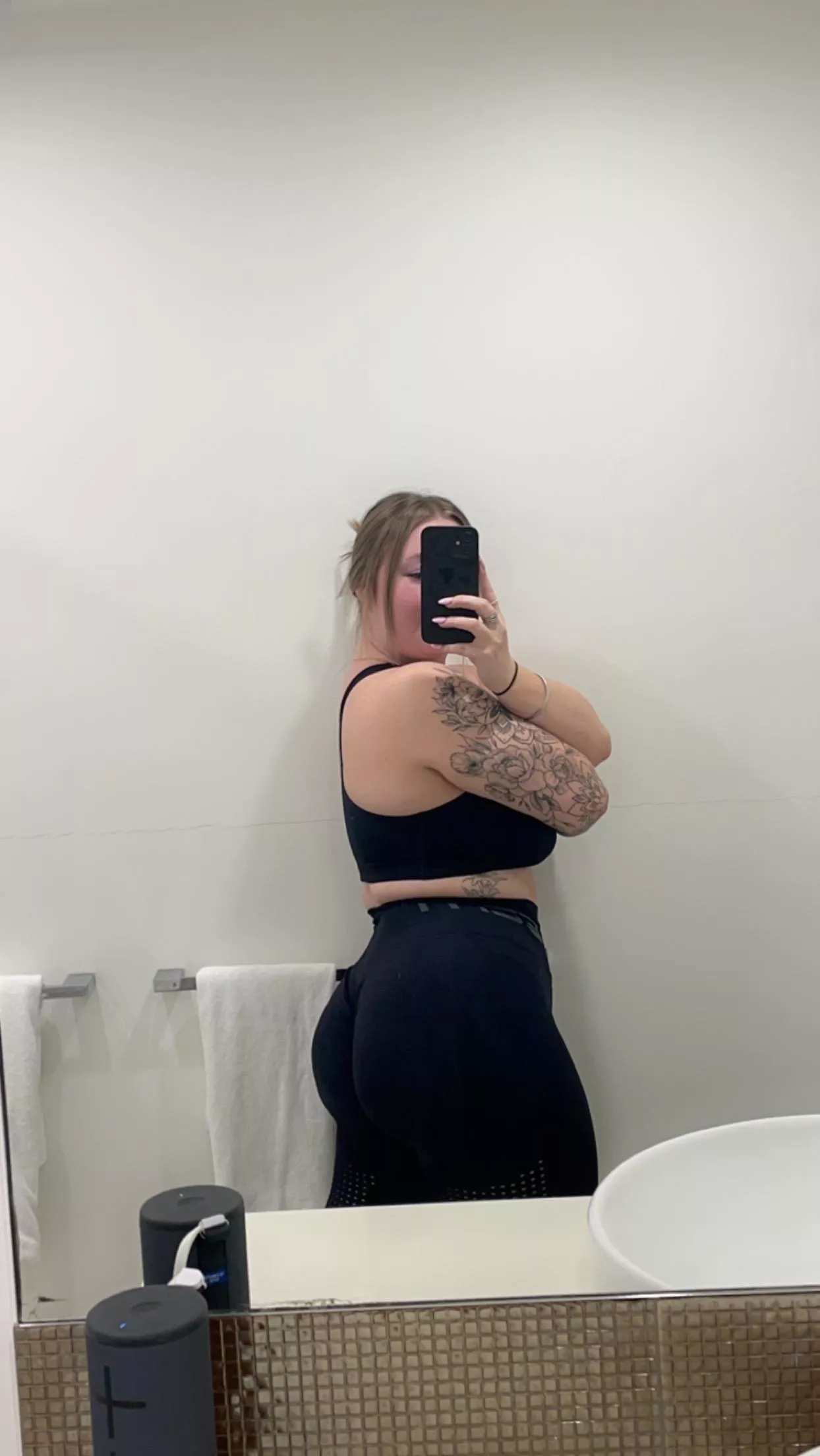 I work out but the curves just get bigger posted by SiennaDawn02