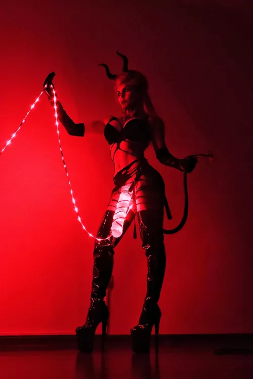 The taste of this Halloween night will definitely never be forgotten by Vampandbeauty